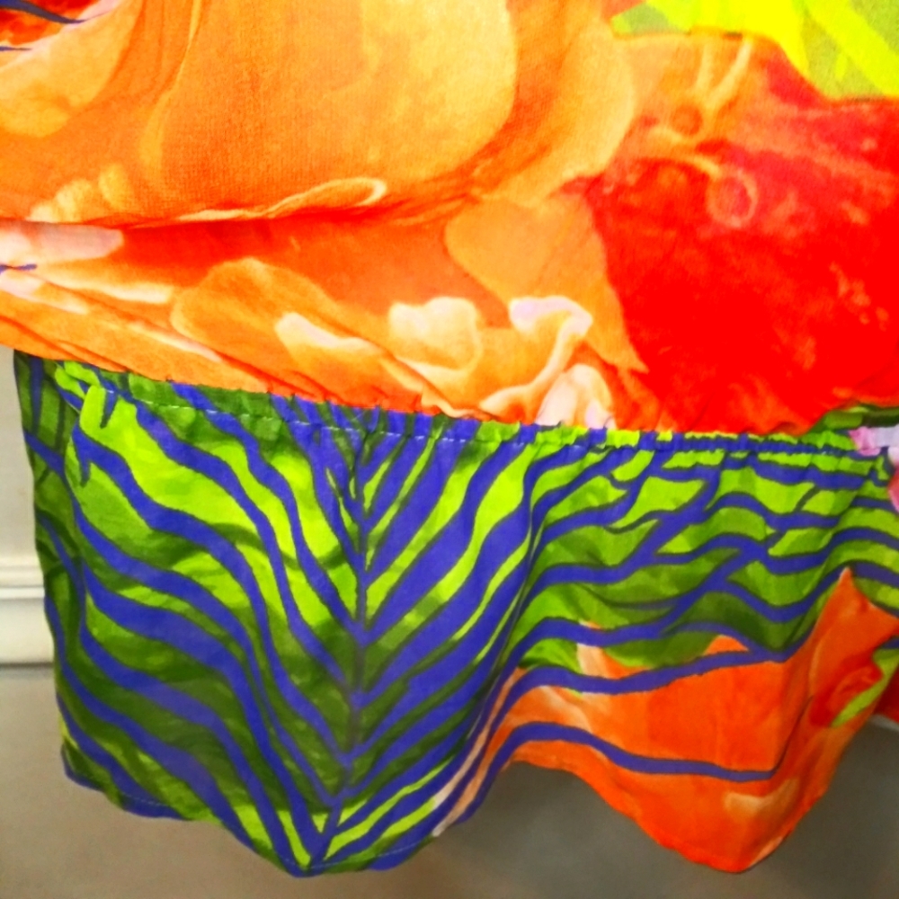 Lane Bryant Size 18/20 Sequin Trimmed Vibrant Tropical Floral Chiffon Blouse - Picture 6 of 10